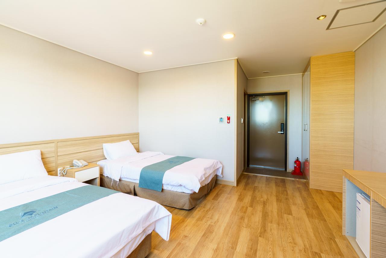 Blue Mountain Hotel Songsan-ni Ngoại thất bức ảnh