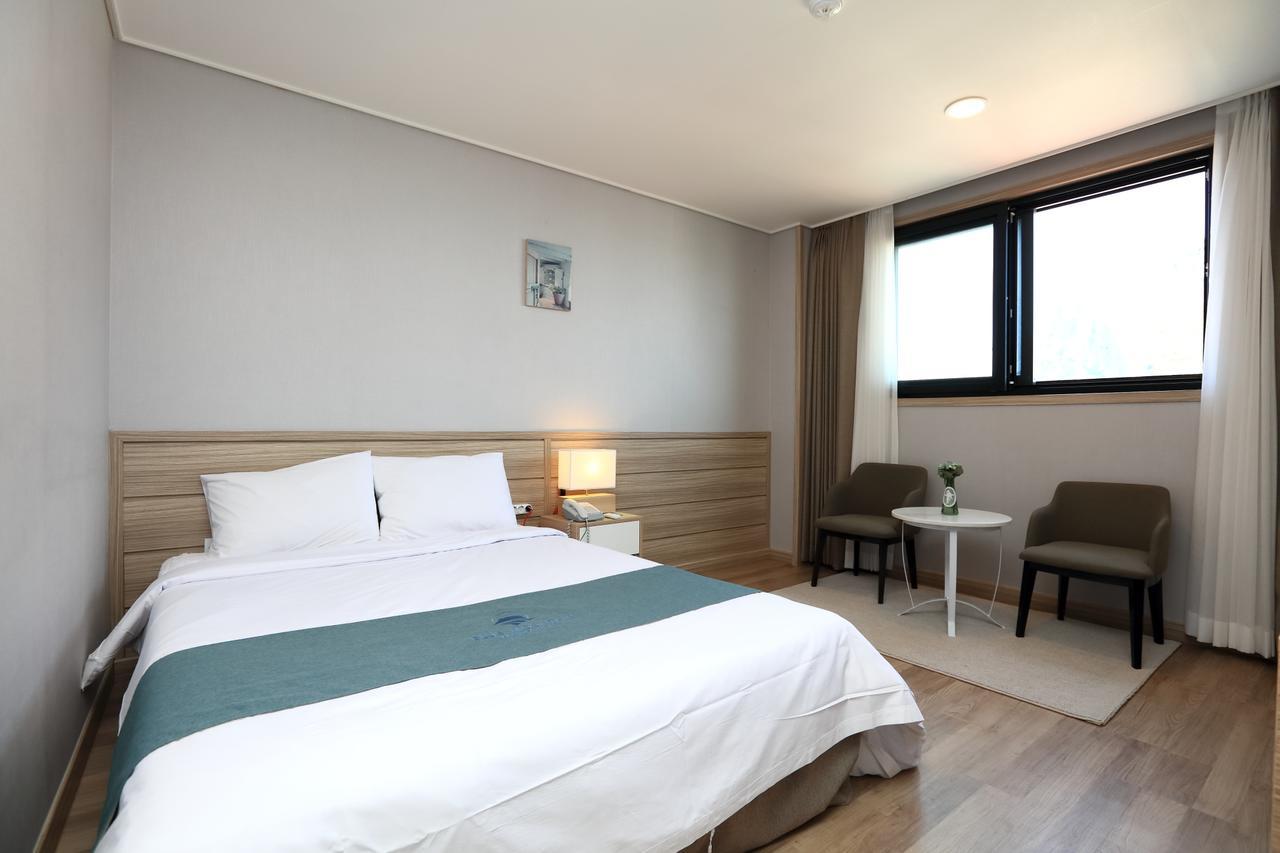 Blue Mountain Hotel Songsan-ni Ngoại thất bức ảnh