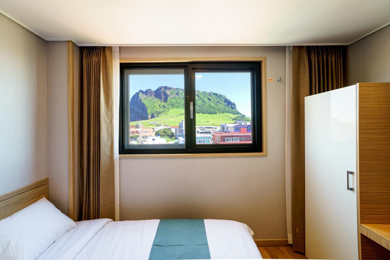 Blue Mountain Hotel Songsan-ni Ngoại thất bức ảnh